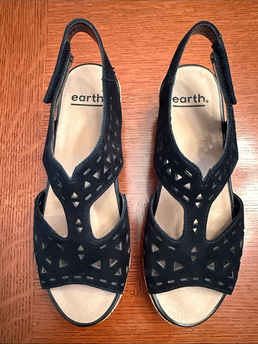 Earth Black Cork Wedge Sandals Women Size 6 - Picture 4 of 13